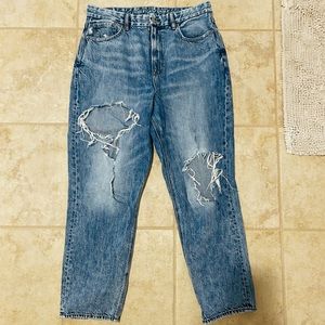 Mom style distressed jeans